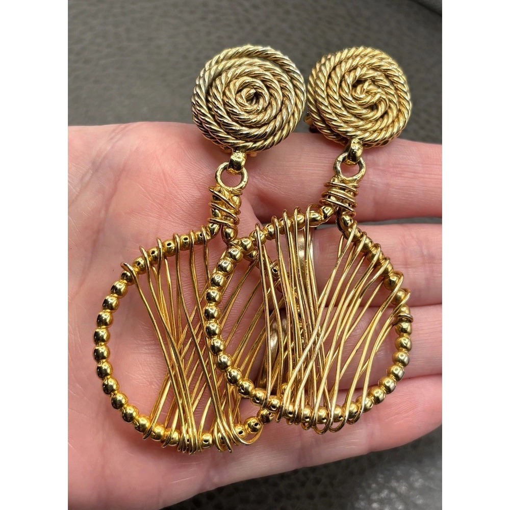 VTG 80s Runway Statement Wire Hoop Earrings Rope Swirl Clip On Gold Tone Read